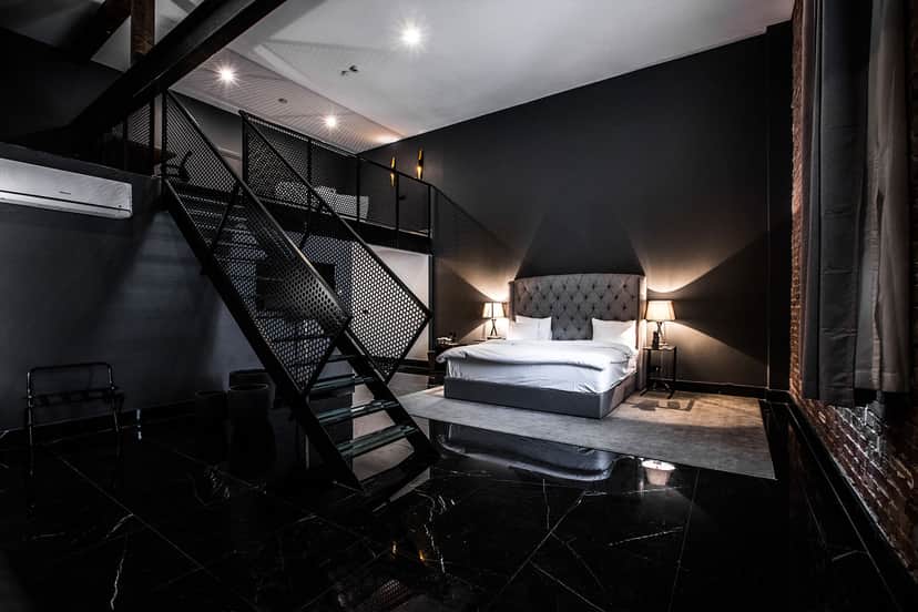 Black Hotels