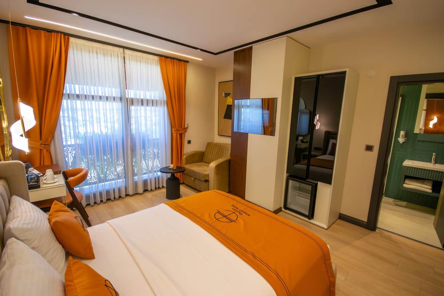 Elysian Airport Hotel