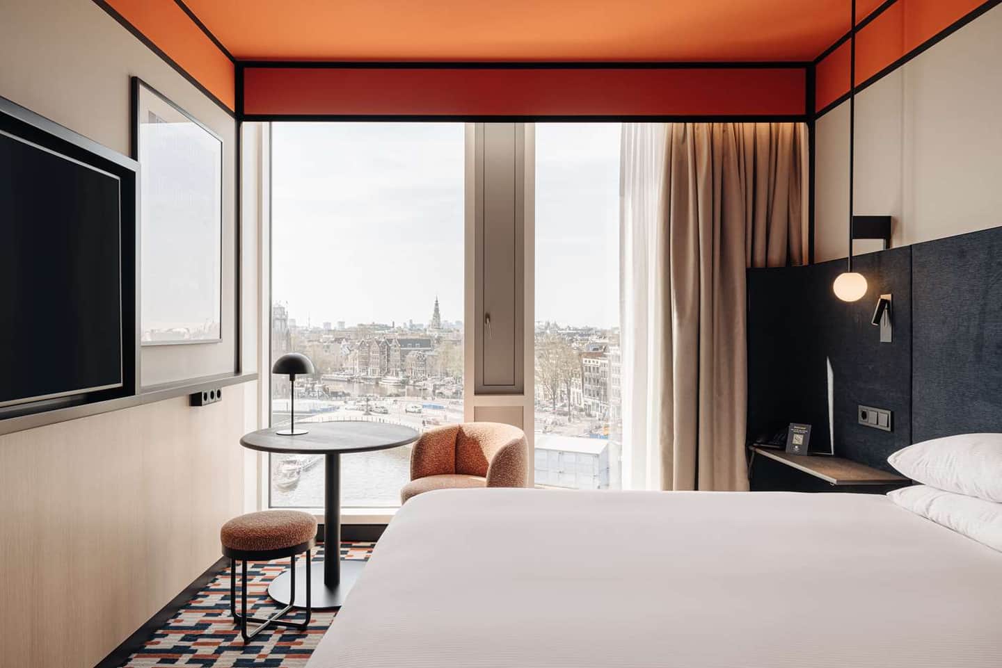 DoubleTree by Hilton Amsterdam Centraal Station