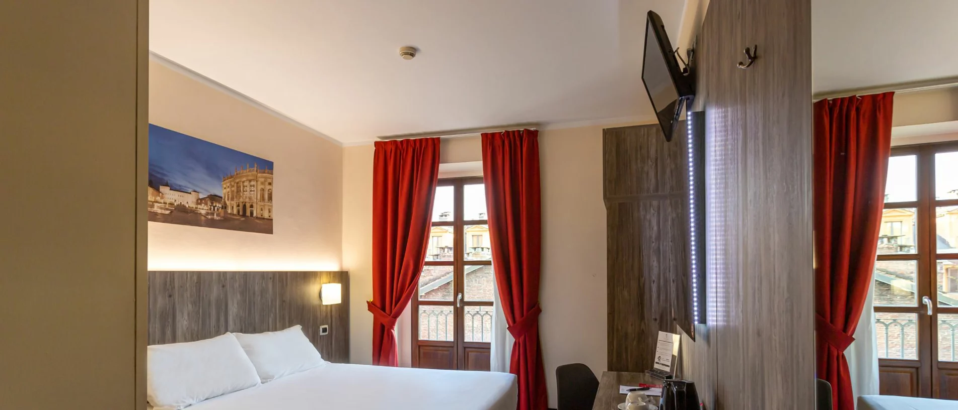 Hotel Urbani