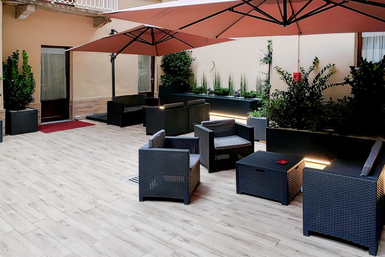 Hotel Urbani