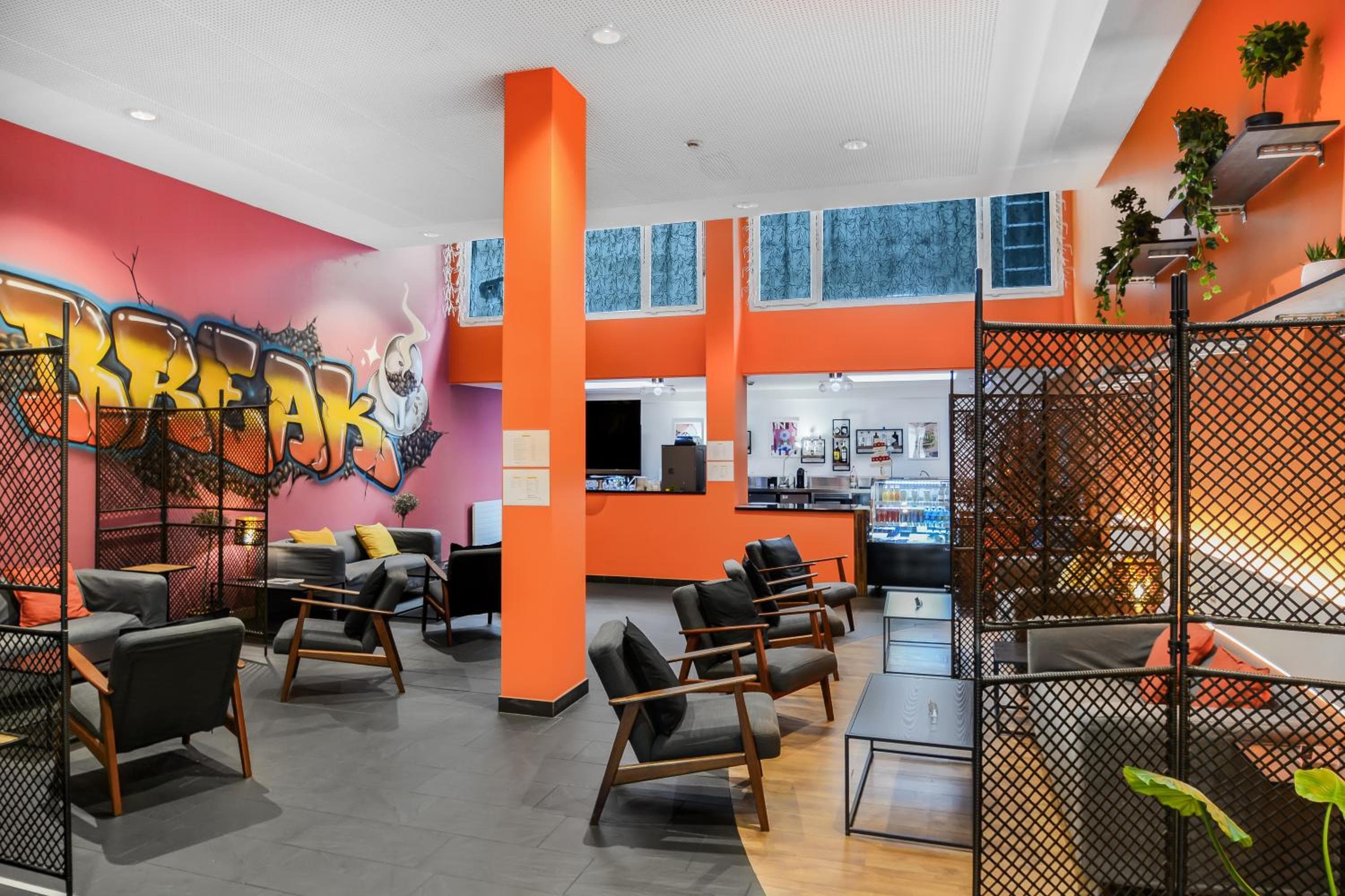 Neuchatel City Hotel