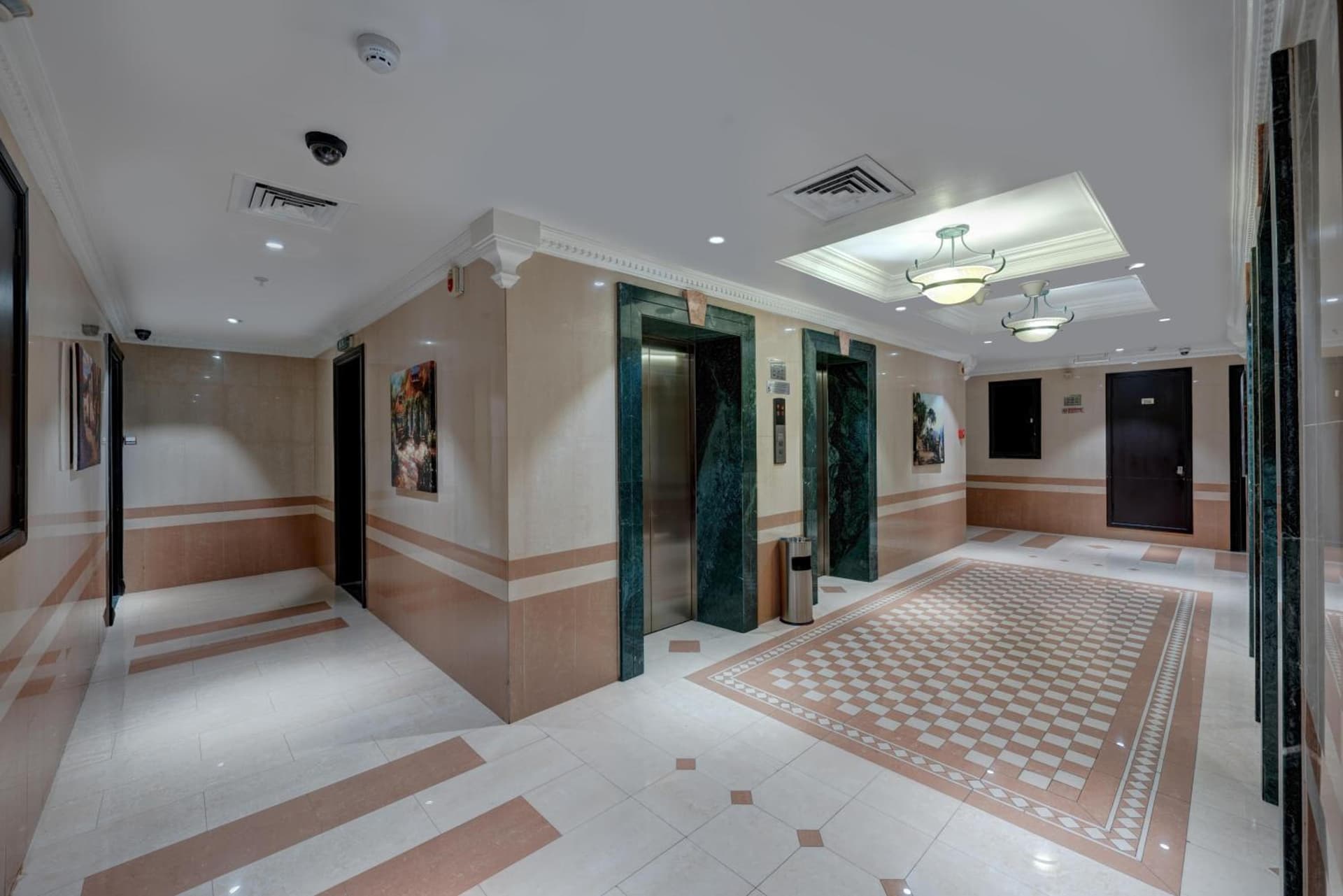 Emirates Grand Hotel