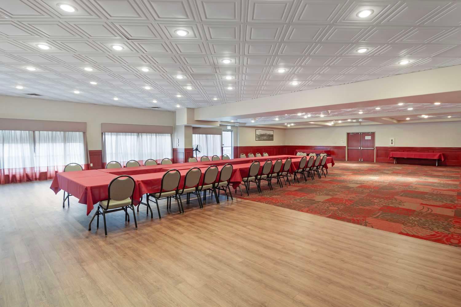 Best Western High Road Inn