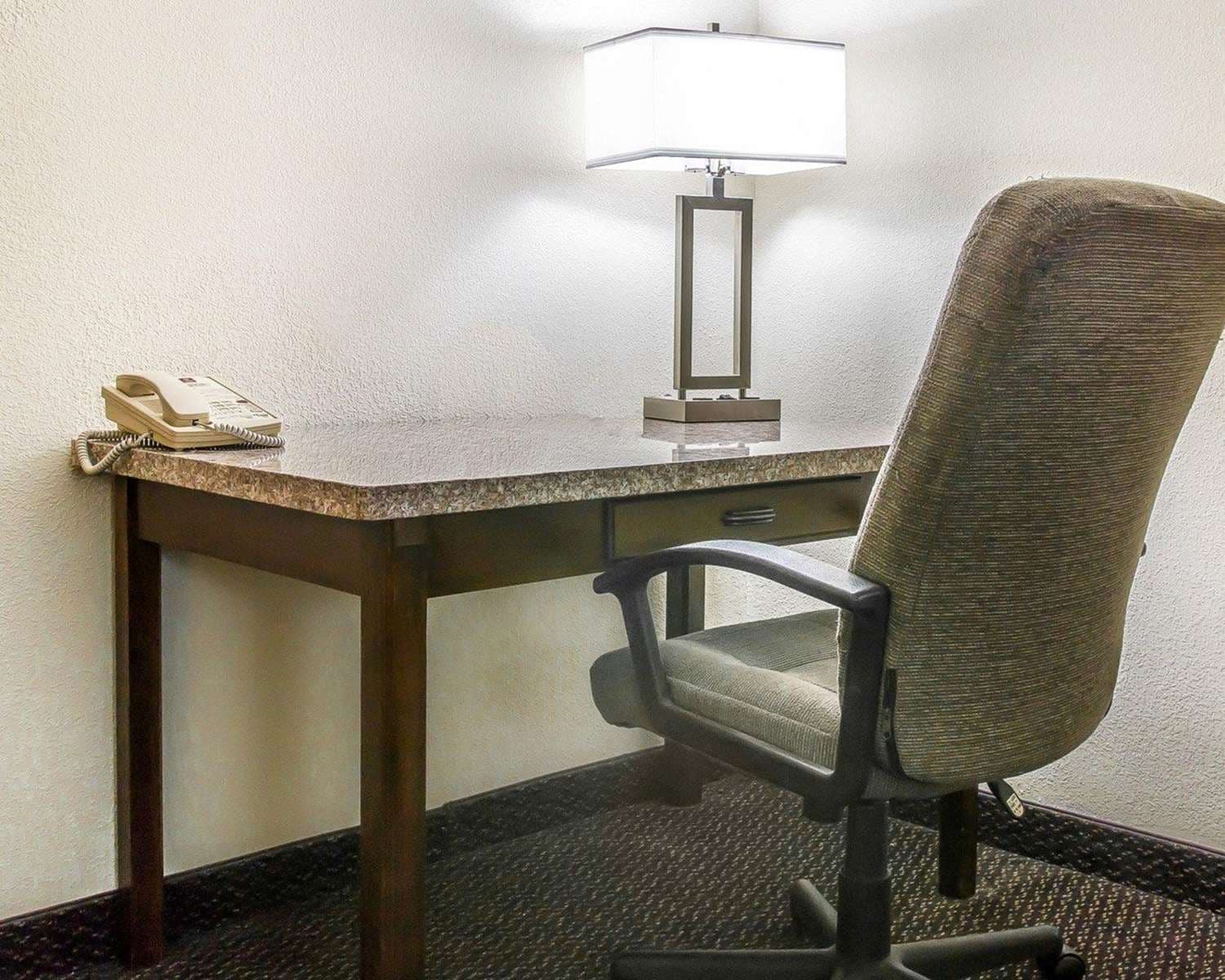 Clarion Inn I-94 near Expo Center