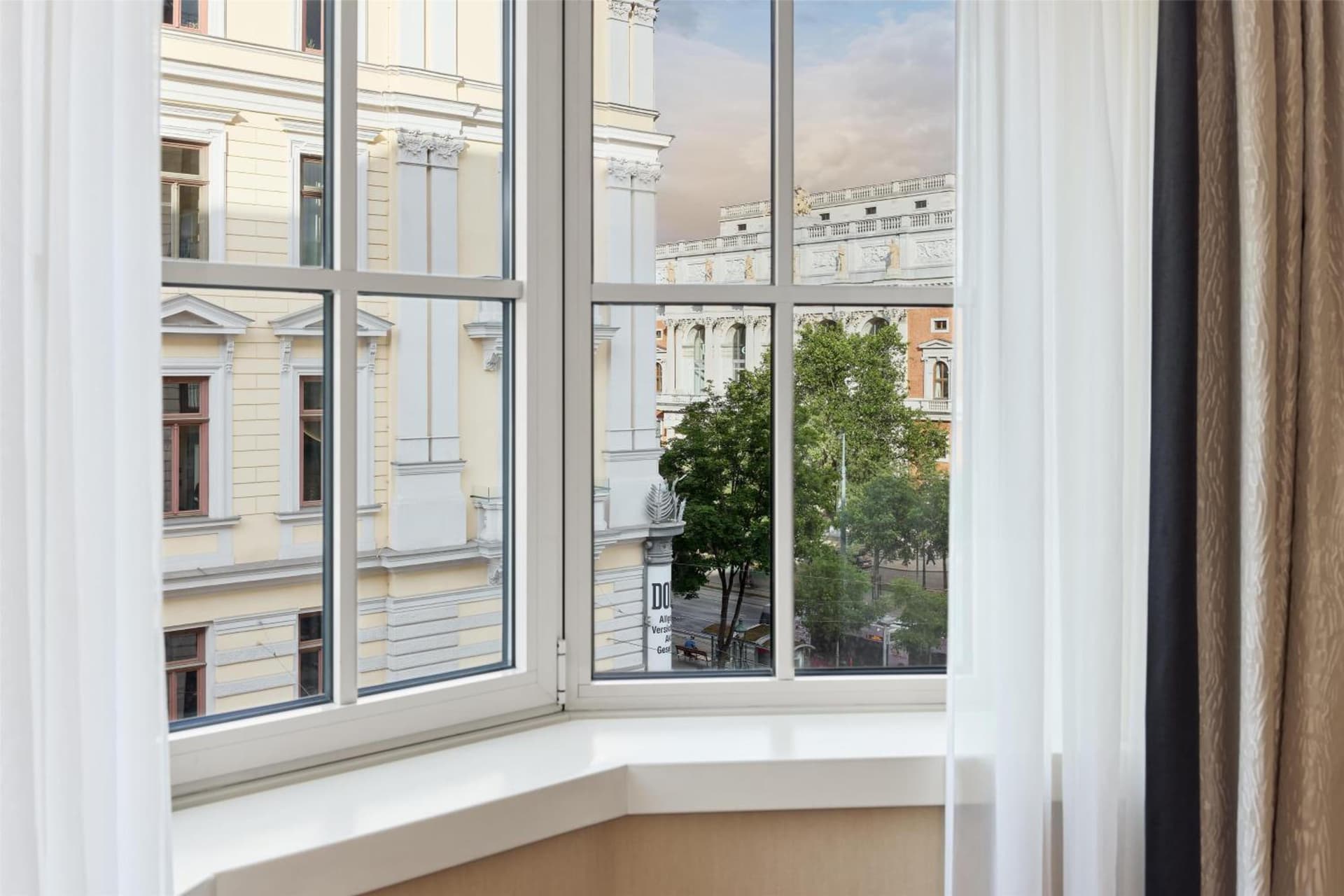 Hilton Vienna Plaza