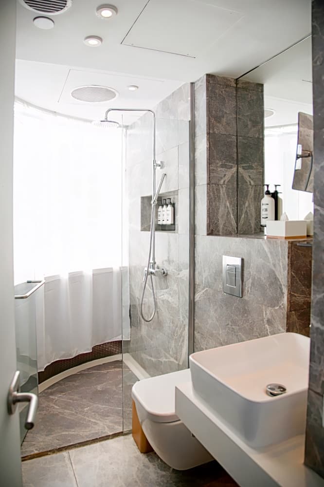 Mojo Nomad Aberdeen Harbour by Ovolo