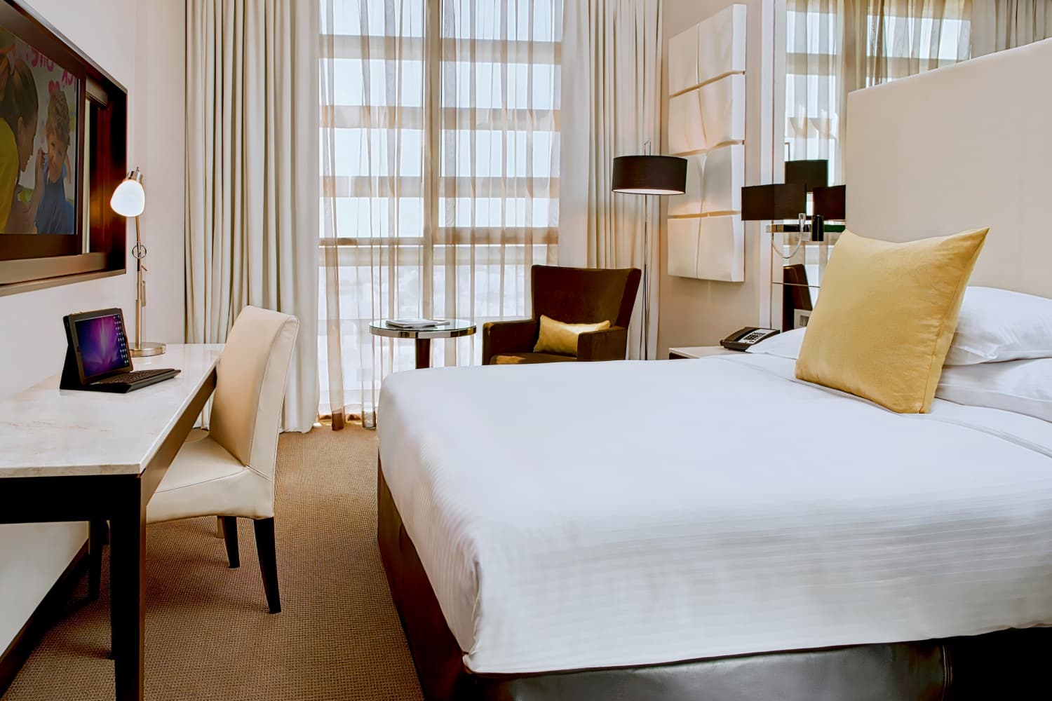 Centro Al Manhal by Rotana