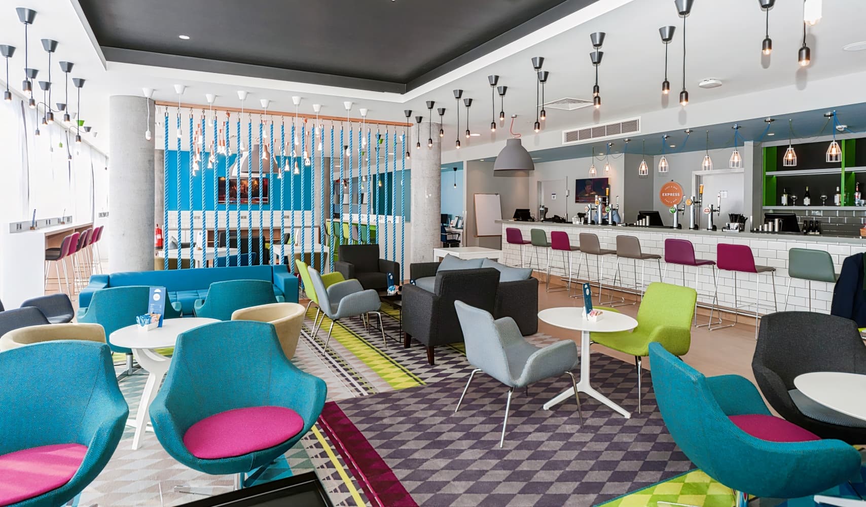 Holiday Inn Express Aberdeen Airport (old)
