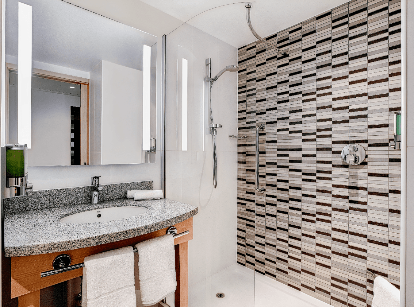 Hampton By Hilton Bristol Airport