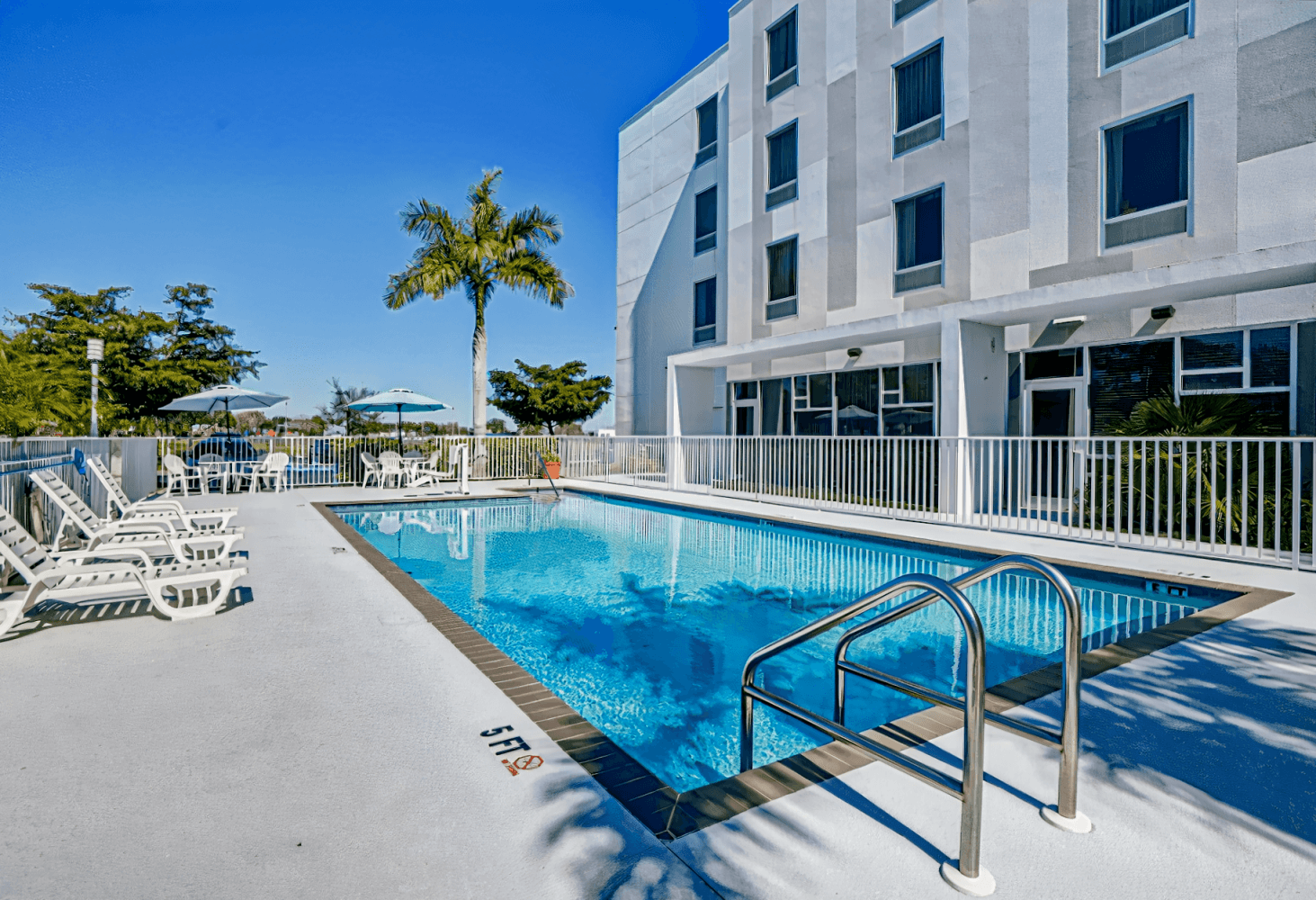 Hampton Inn & Suites Sarasota / Bradenton-Airport