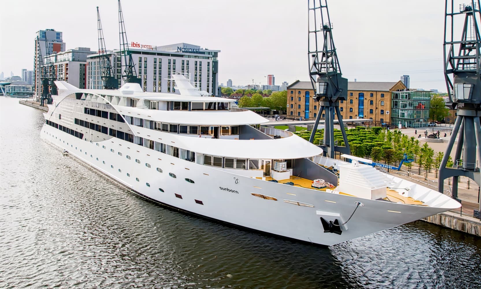 Sunborn London Yacht Hotel