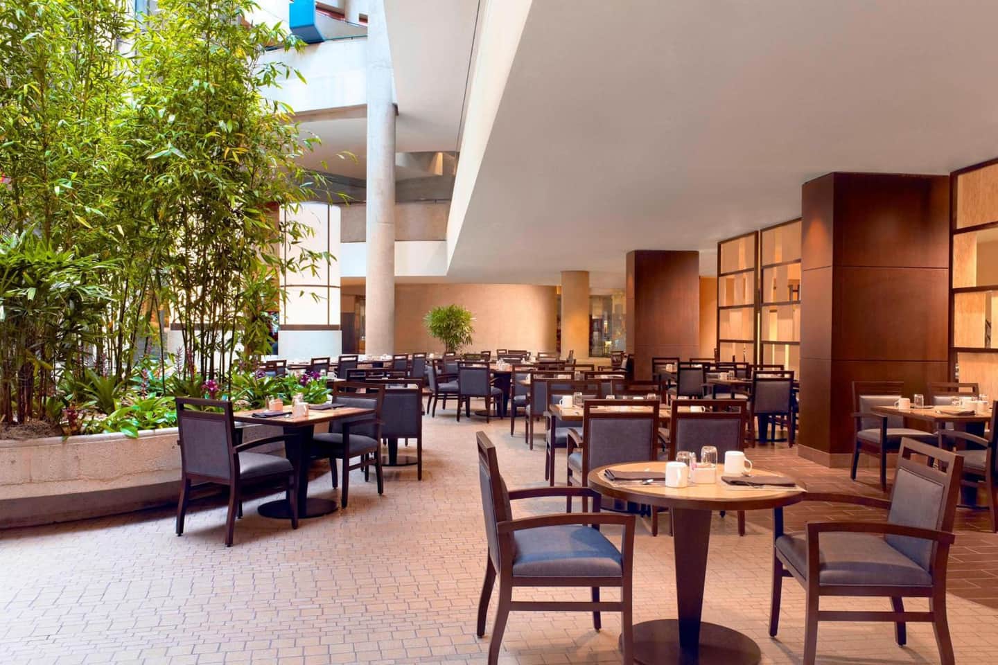 The Westin Bonaventure Hotel & Suites, Los Angeles