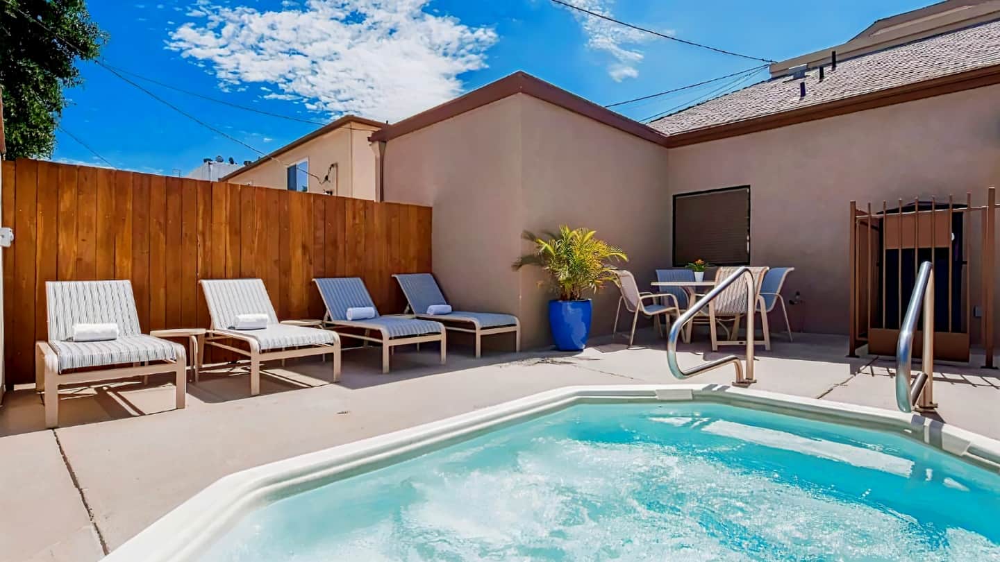 Best Western Royal Palace Inn and Suites LA
