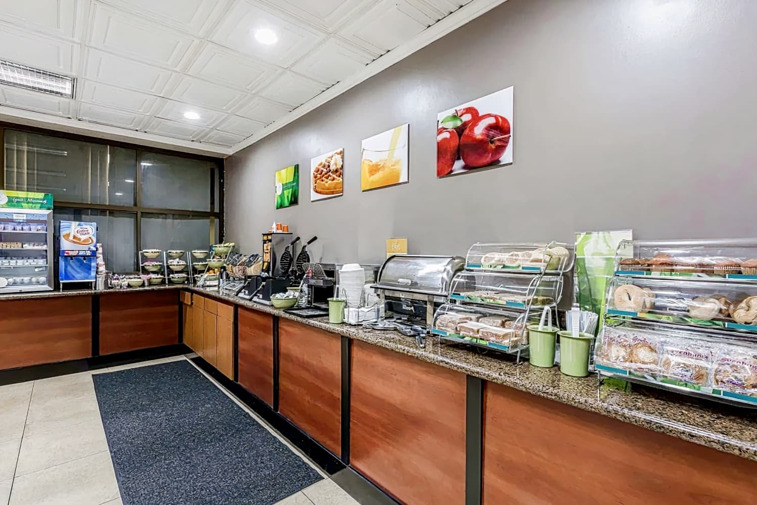 Quality Inn & Suites Los Angeles Airport - LAX