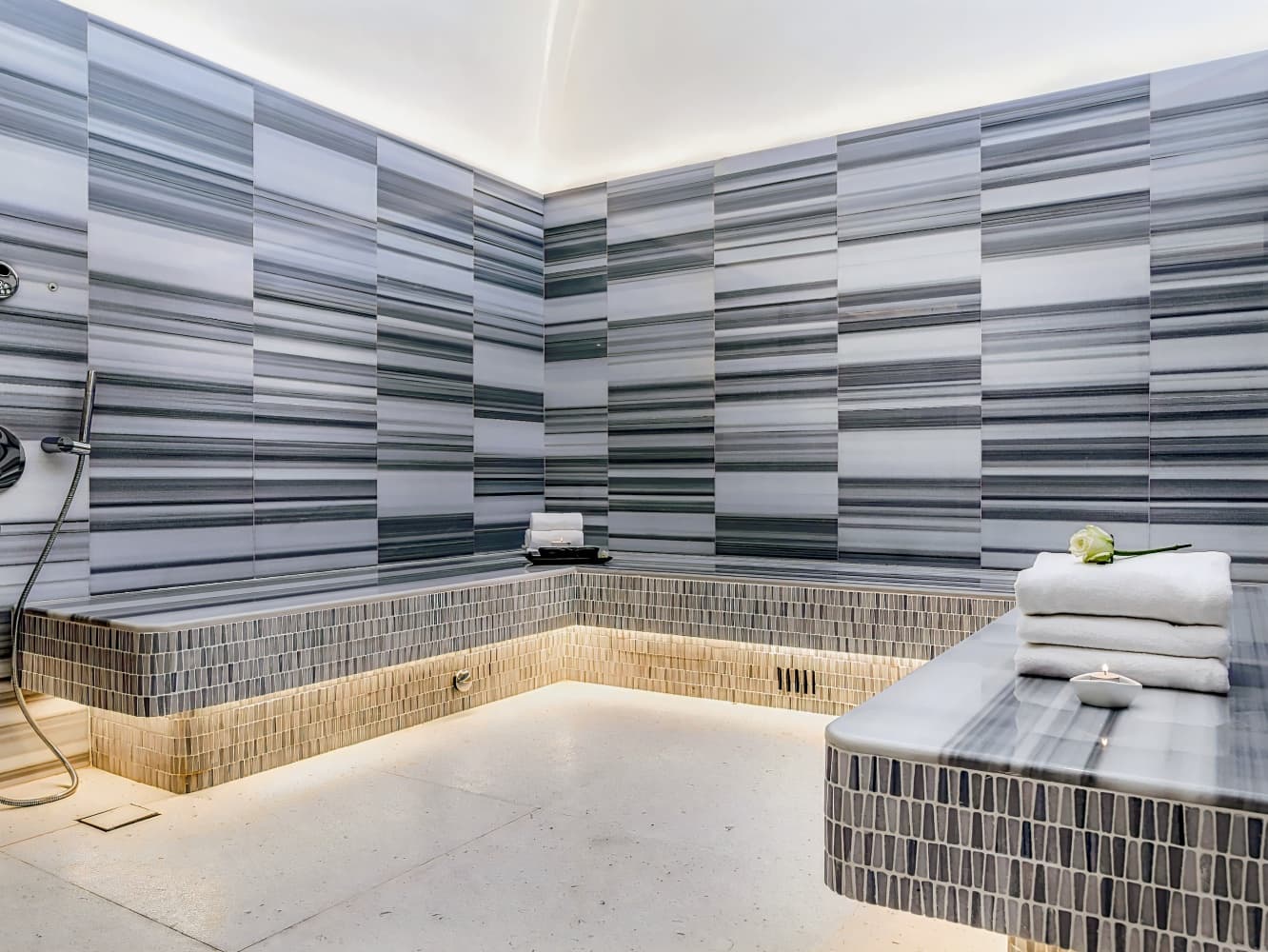 Pullman Bangkok King Power