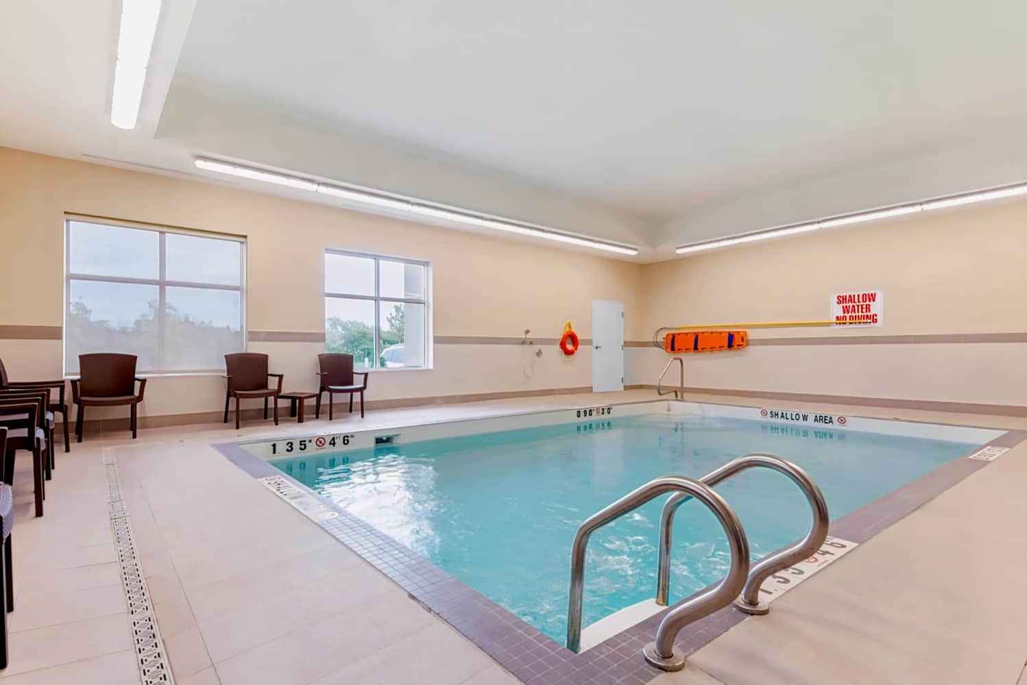 Comfort Inn & Suites Bowmanville