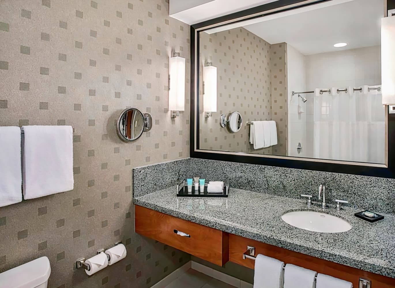 Hyatt Regency Pittsburgh International Airport