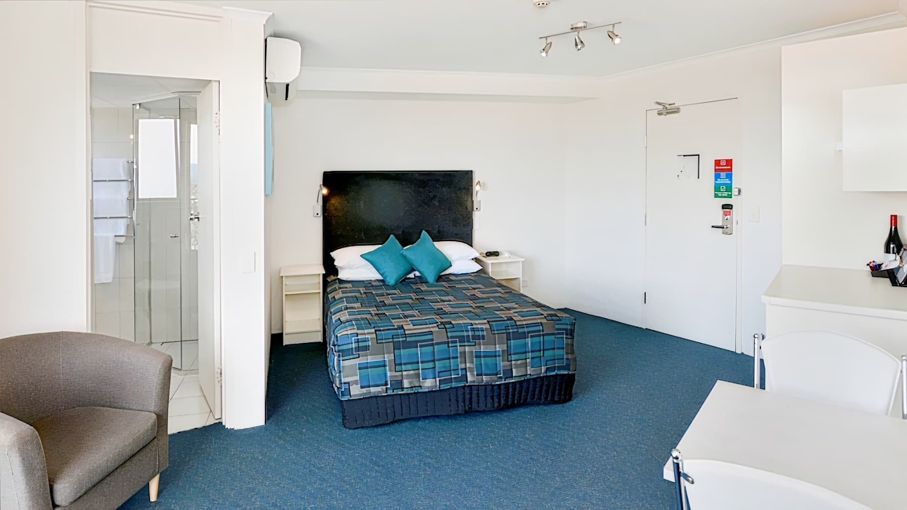 Atlantic Tower Motor Inn