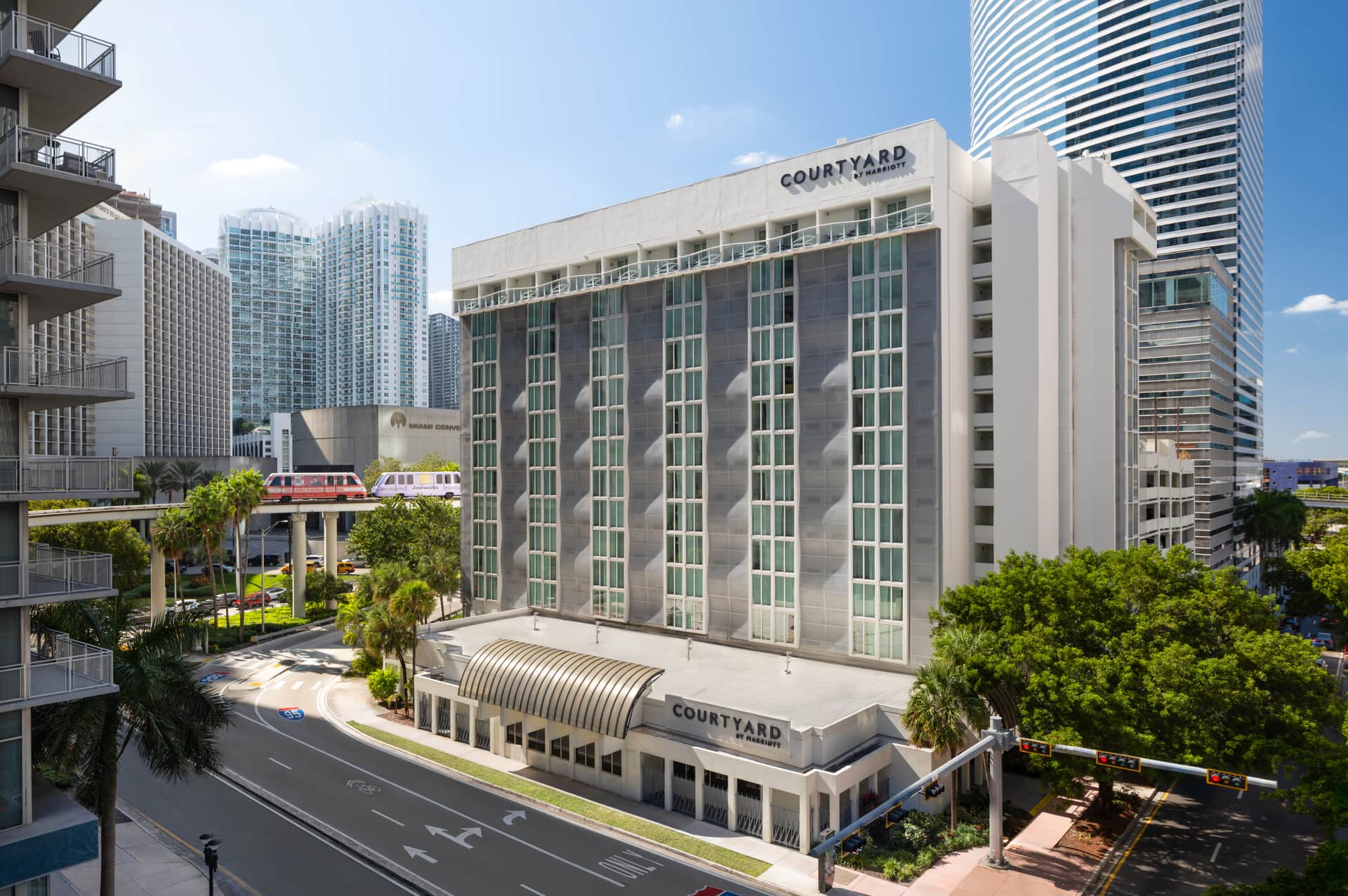 Courtyard Miami Downtown Hotel Brickell Area