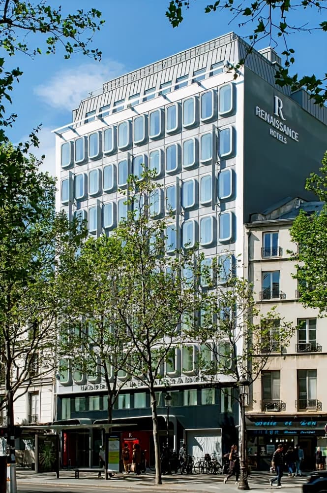 Renaissance Paris République