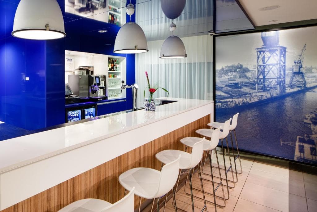Holiday Inn Express Rotterdam - Central Station, an IHG Hotel