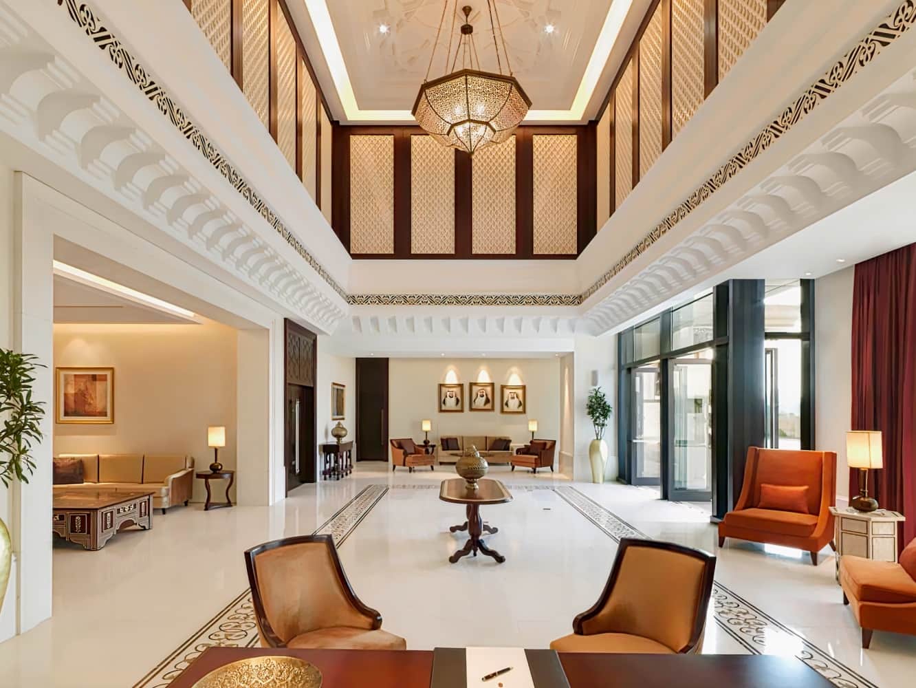 Bab Al Qasr Hotel