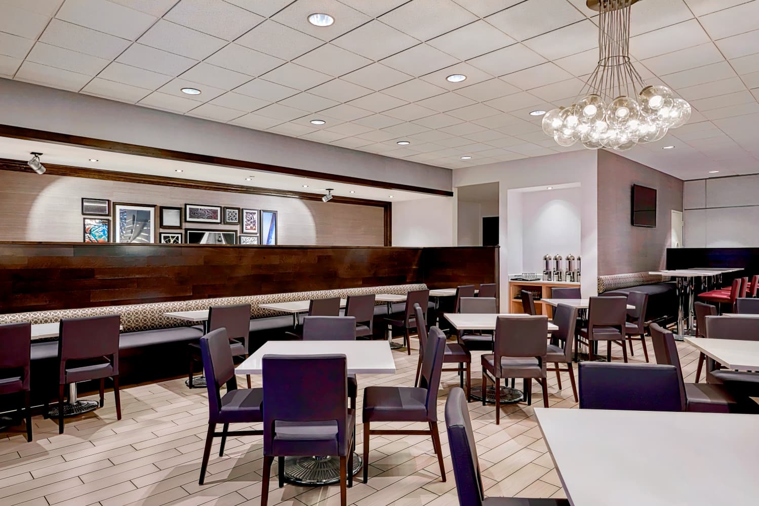 Sheraton Milwaukee Brookfield