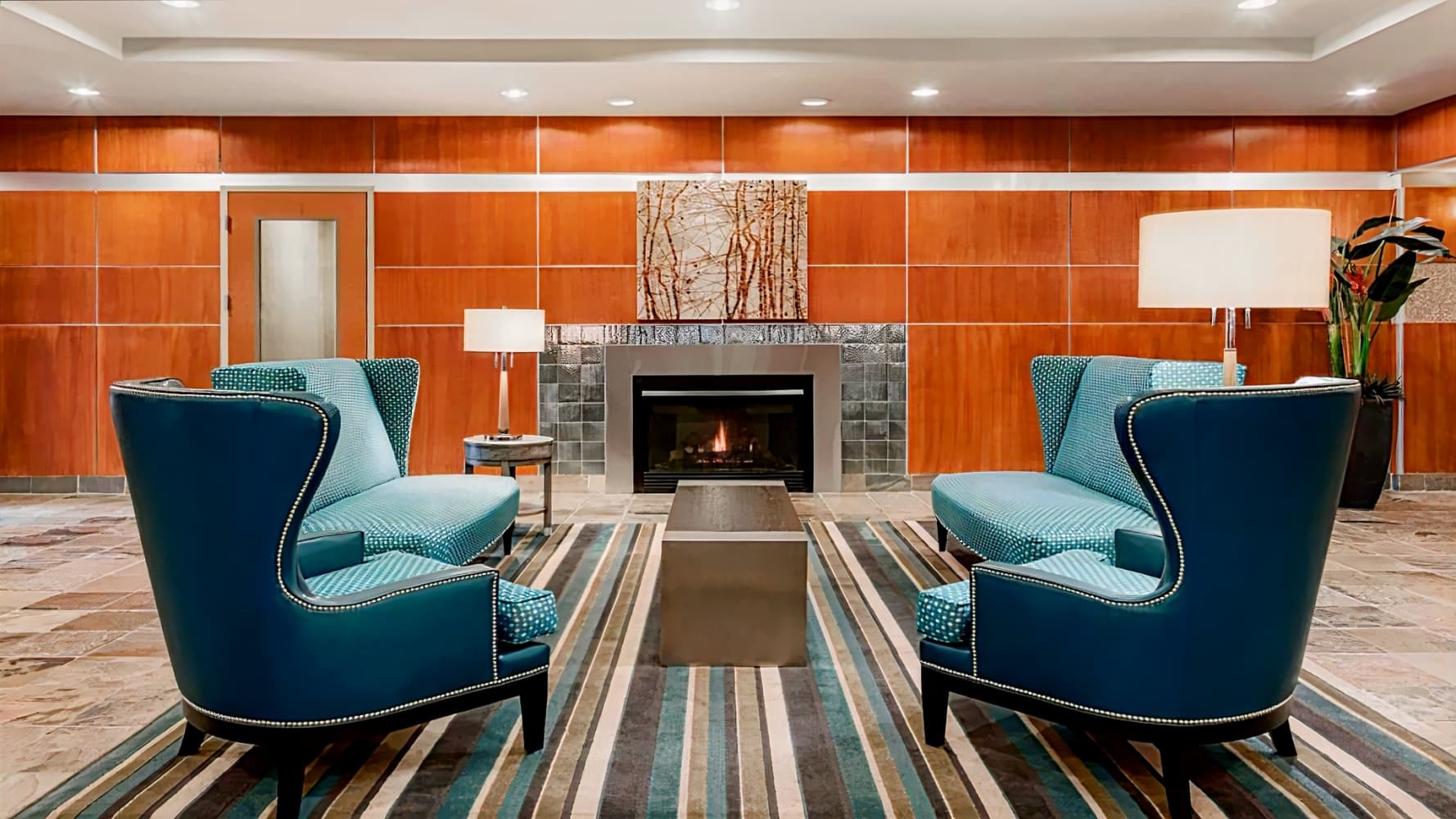 Holiday Inn & Suites Williamsburg-Historic Gateway