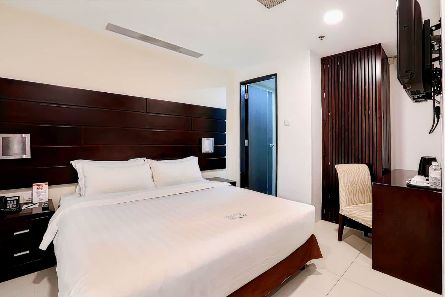 Rest Bugis Hotel