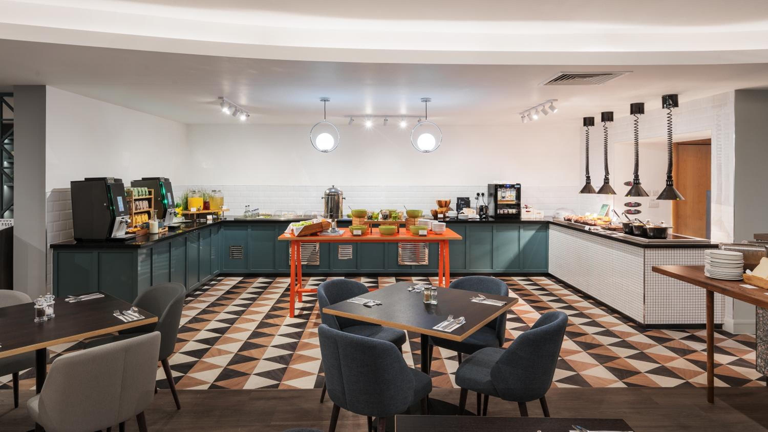 Holiday Inn Rochester - Chatham, an IHG Hotel