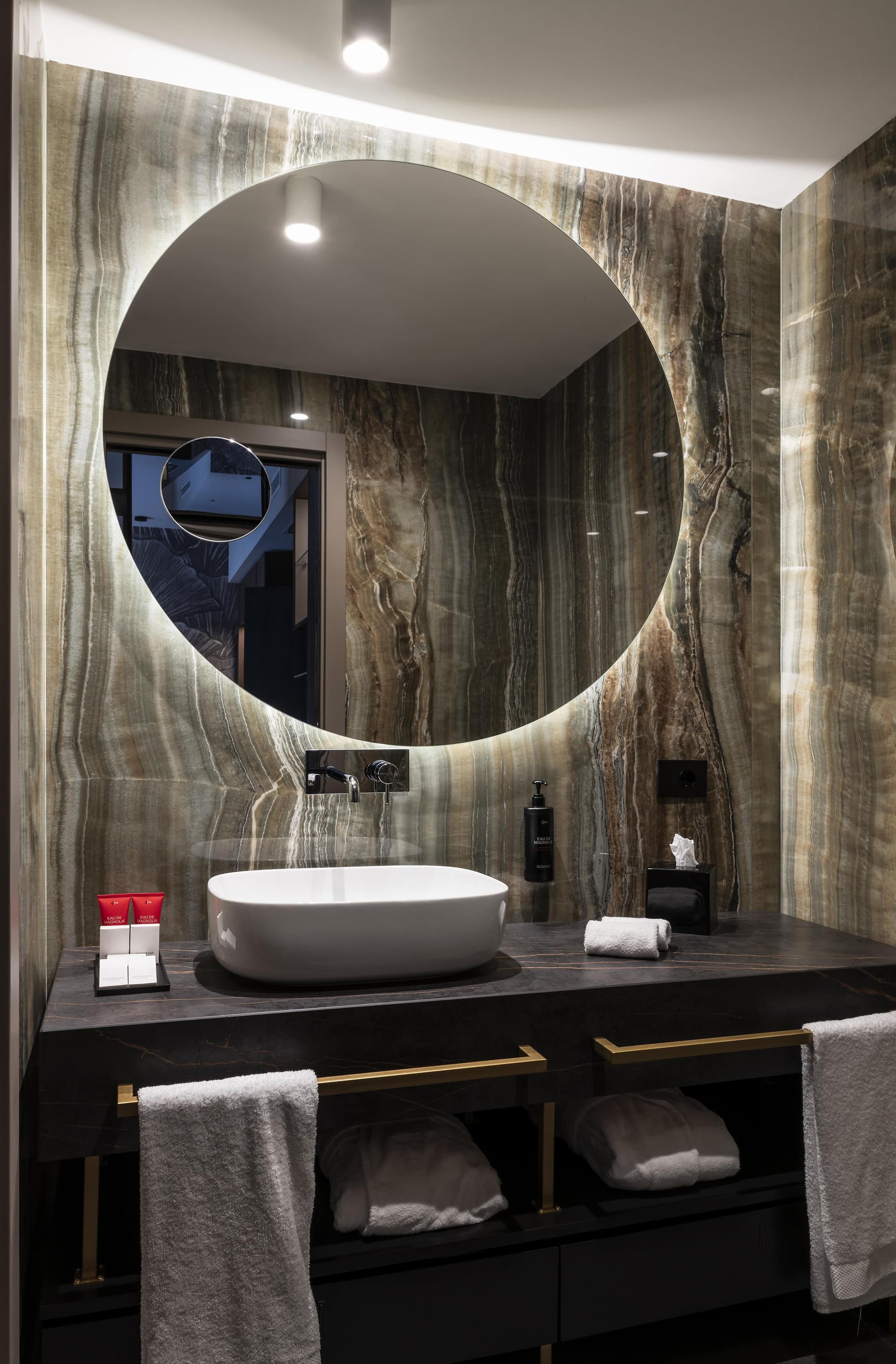 Duomo Hotel & Apartments