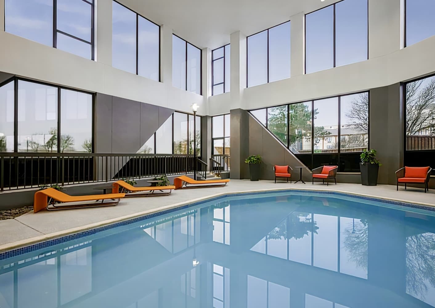 Crowne Plaza Dallas Market Center