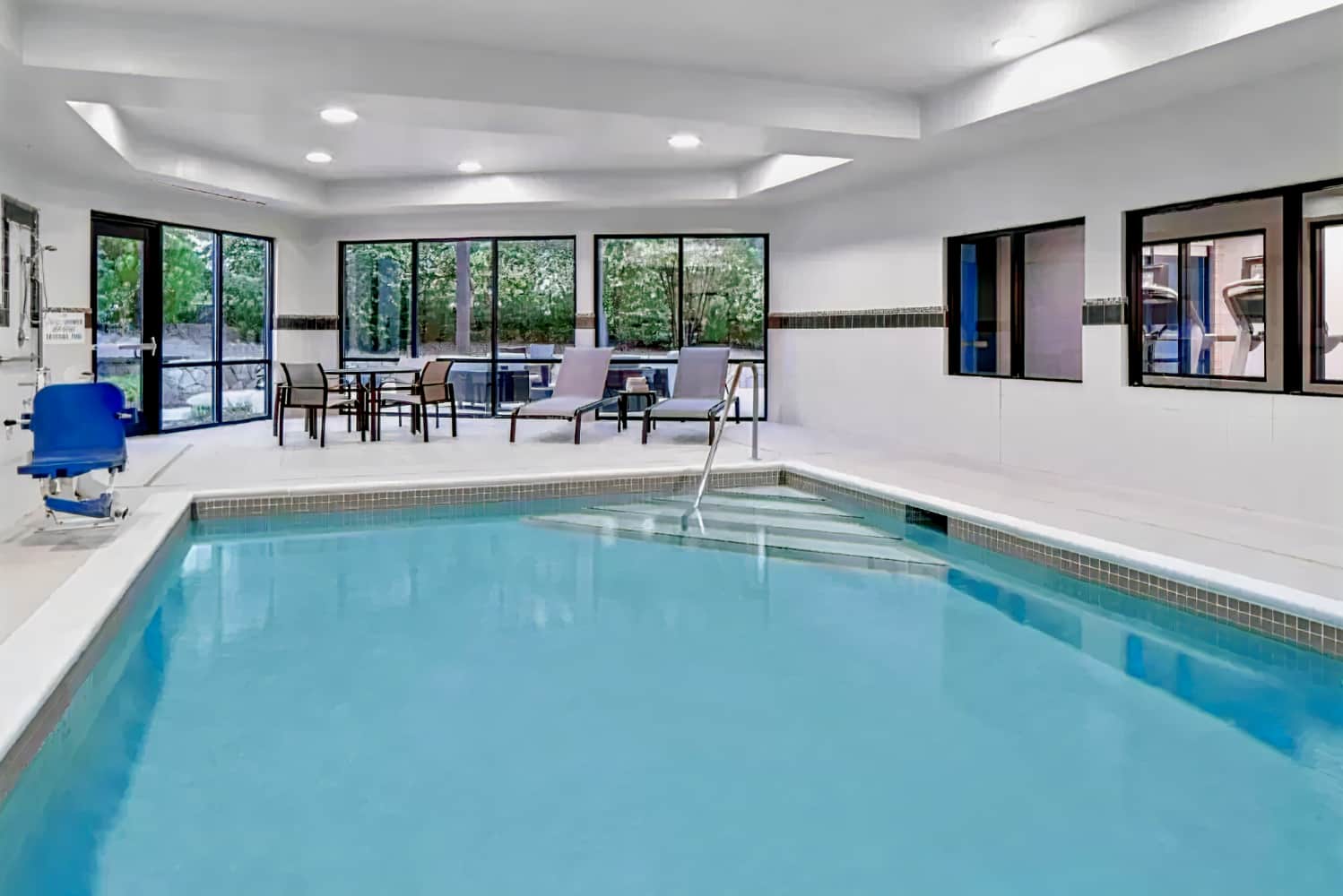 Courtyard by Marriott Raleigh North/Triangle Town Center
