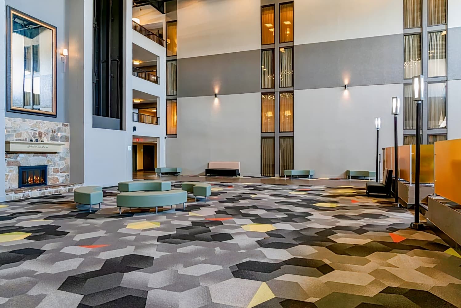 Holiday Inn Morgantown/Pennsylvania Turnpike Exit 298