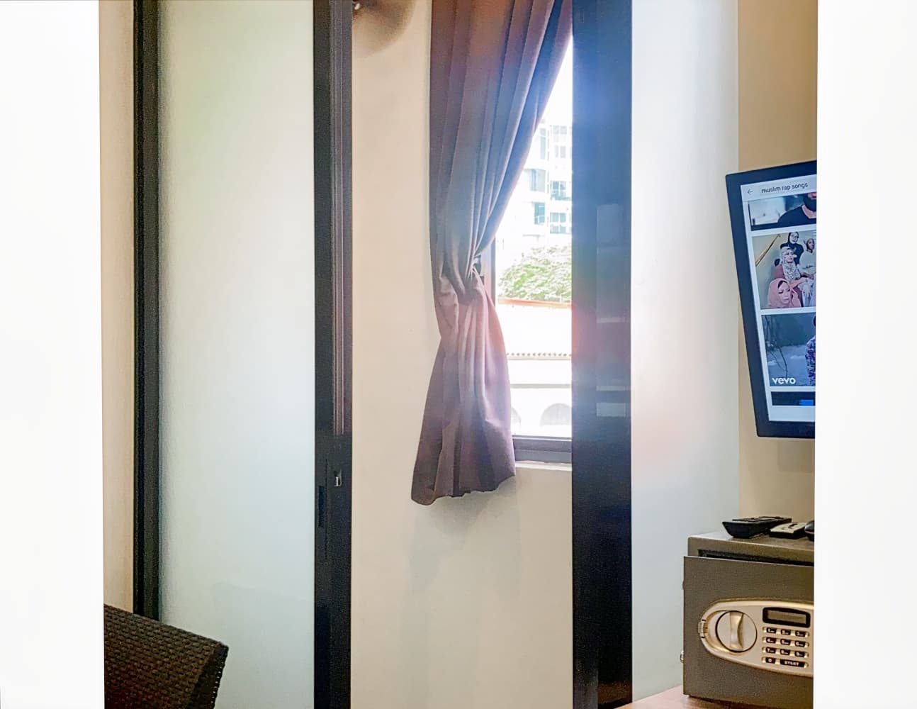 Q Loft Hotels@Mackenzie