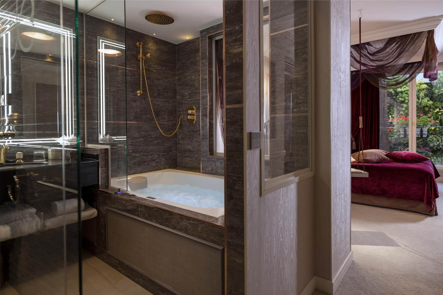 Paris j'Adore Hotel & Spa