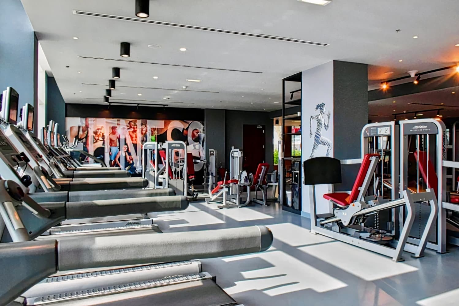 Yas Plaza Circuit by IHG