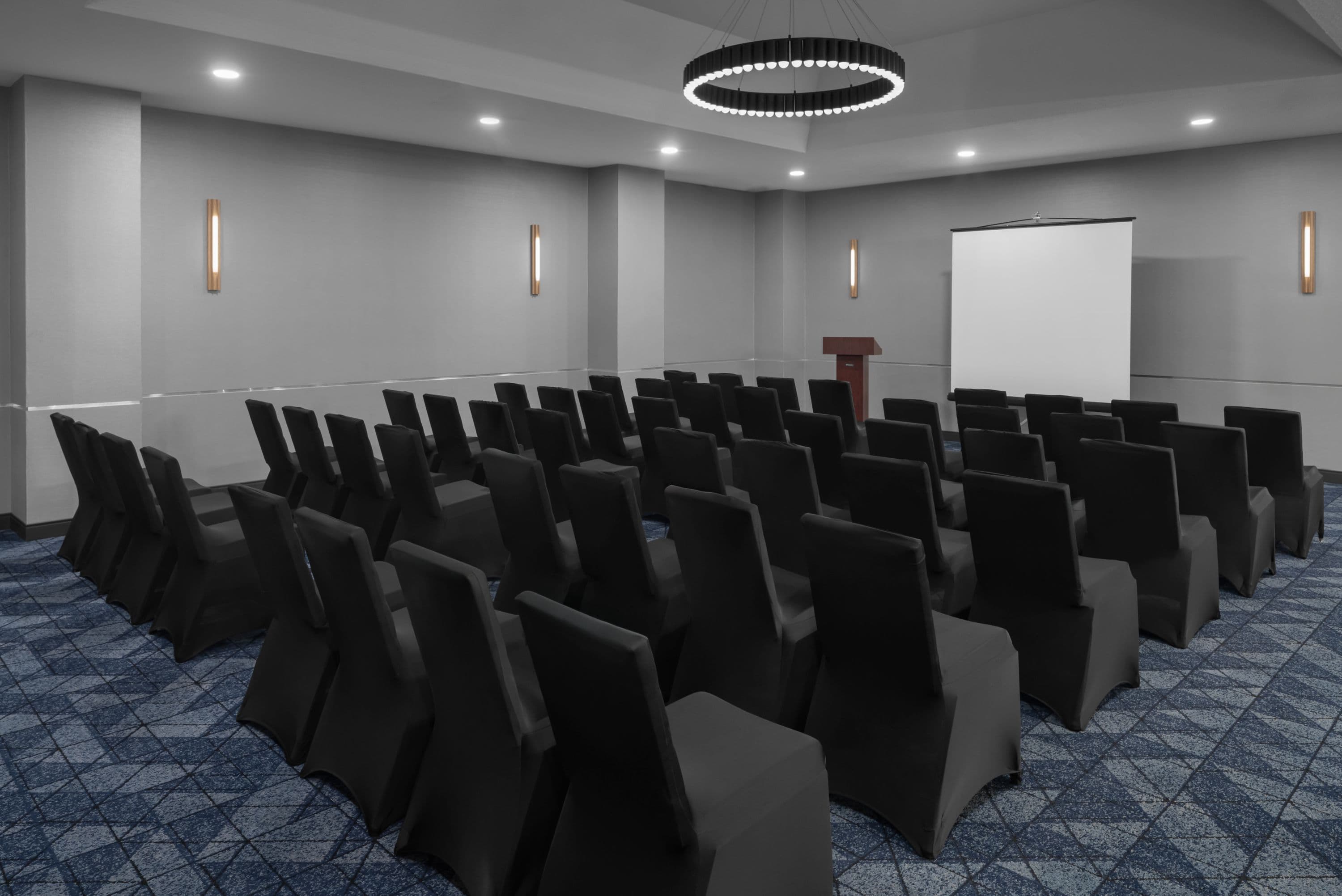 Courtyard San Jose Airport