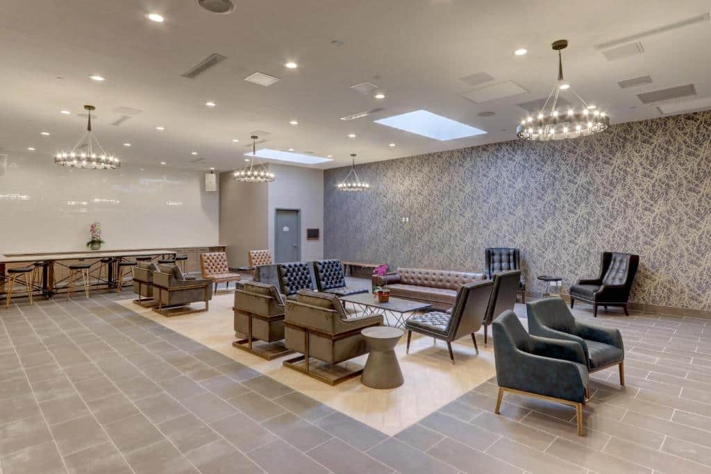 Microtel by Wyndham Long Island City