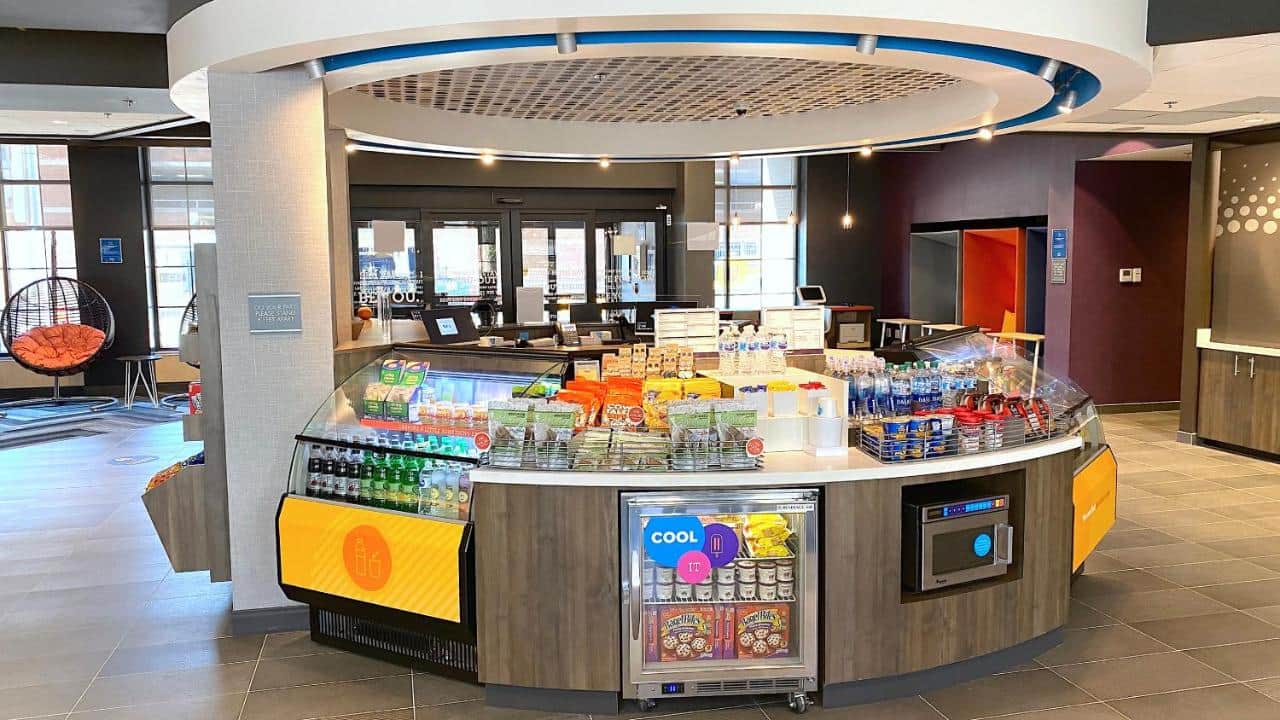 Tru by Hilton - Baltimore Harbor East