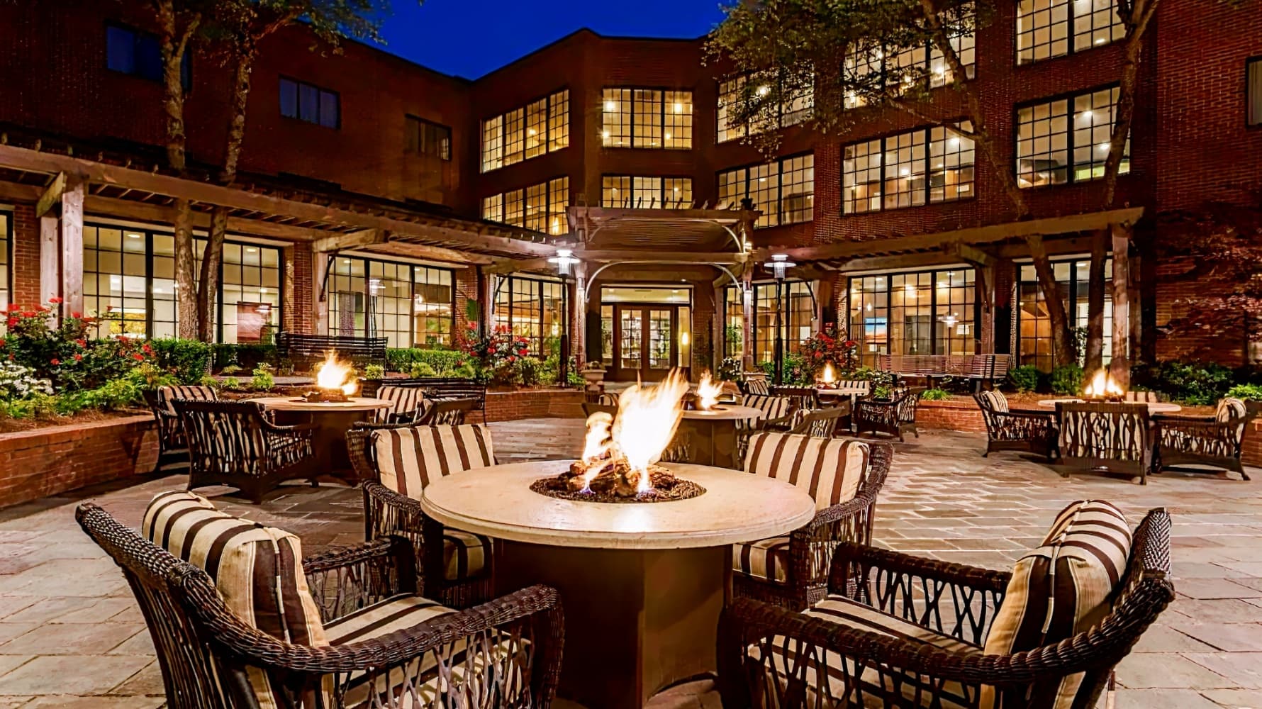 DoubleTree Suites by Hilton Charlotte/SouthPark