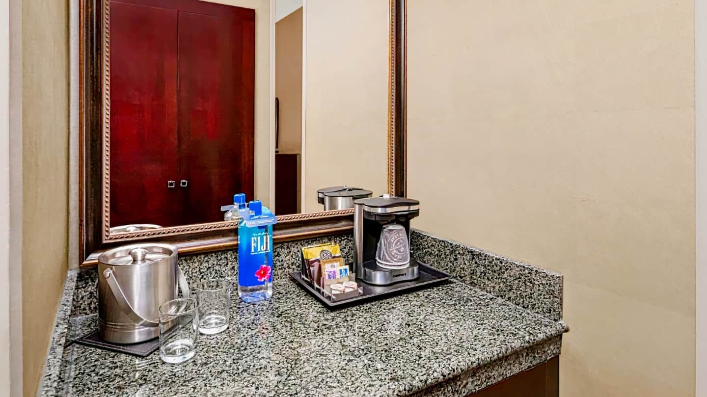 DoubleTree by Hilton Hotel Raleigh-Durham Airport at Research Triangle Park