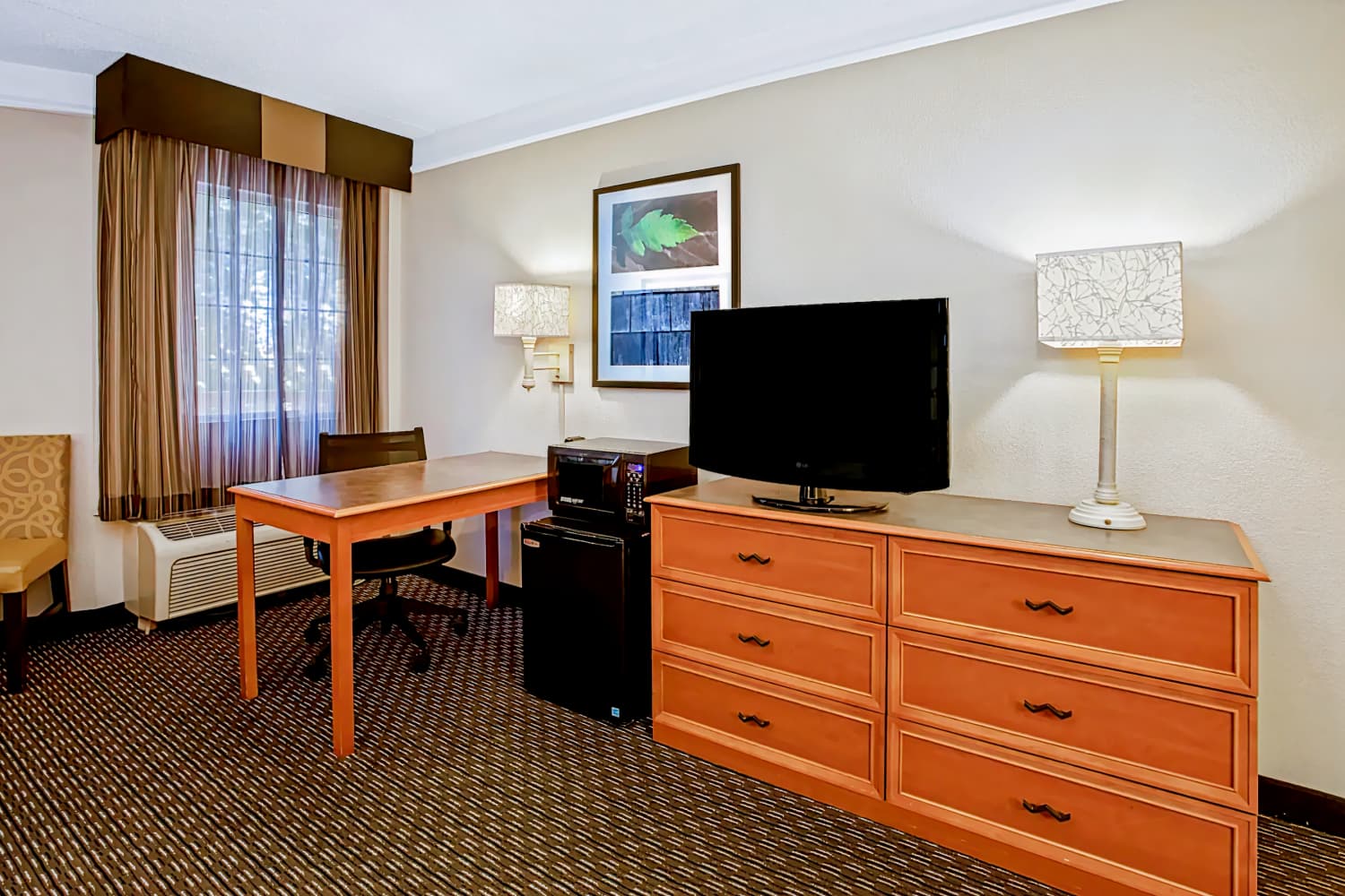 La Quinta Inn & Suites by Wyndham Tucson Airport