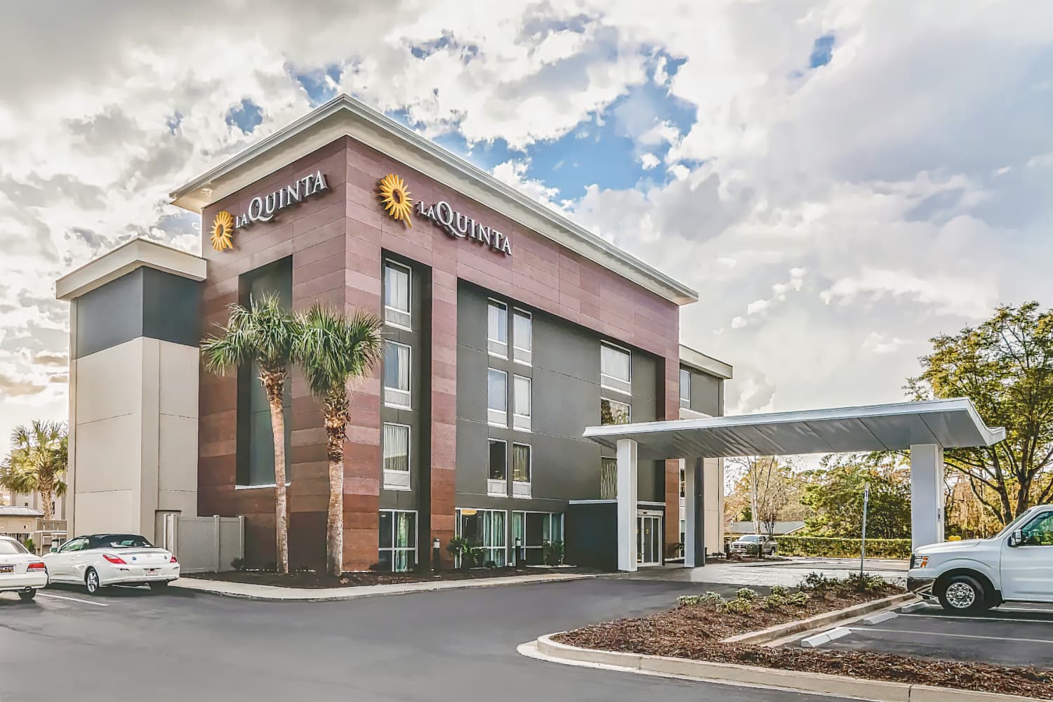La Quinta Inn & Suites by Wyndham Myrtle Beach - N Kings Hwy
