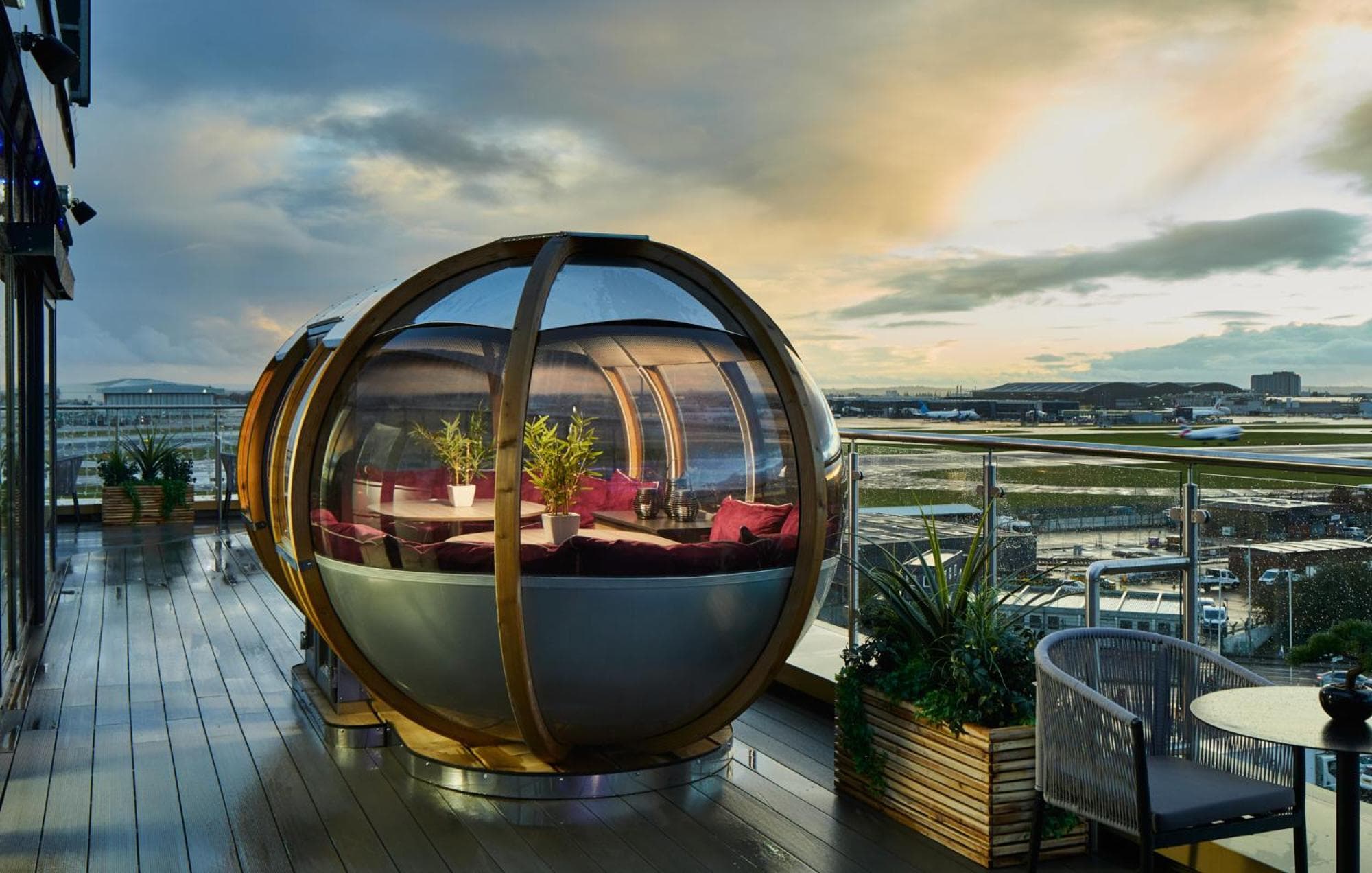 Courtyard by Marriott London Heathrow Airport