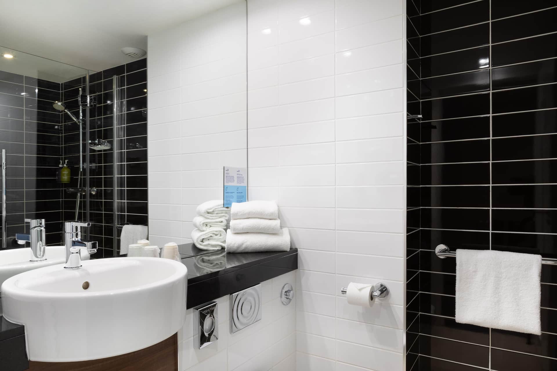 Holiday Inn Express - Marseille Airport, an IHG Hotel