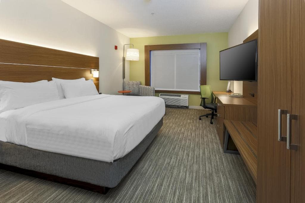 Holiday Inn Express Rochester NE - Irondequoit by IHG