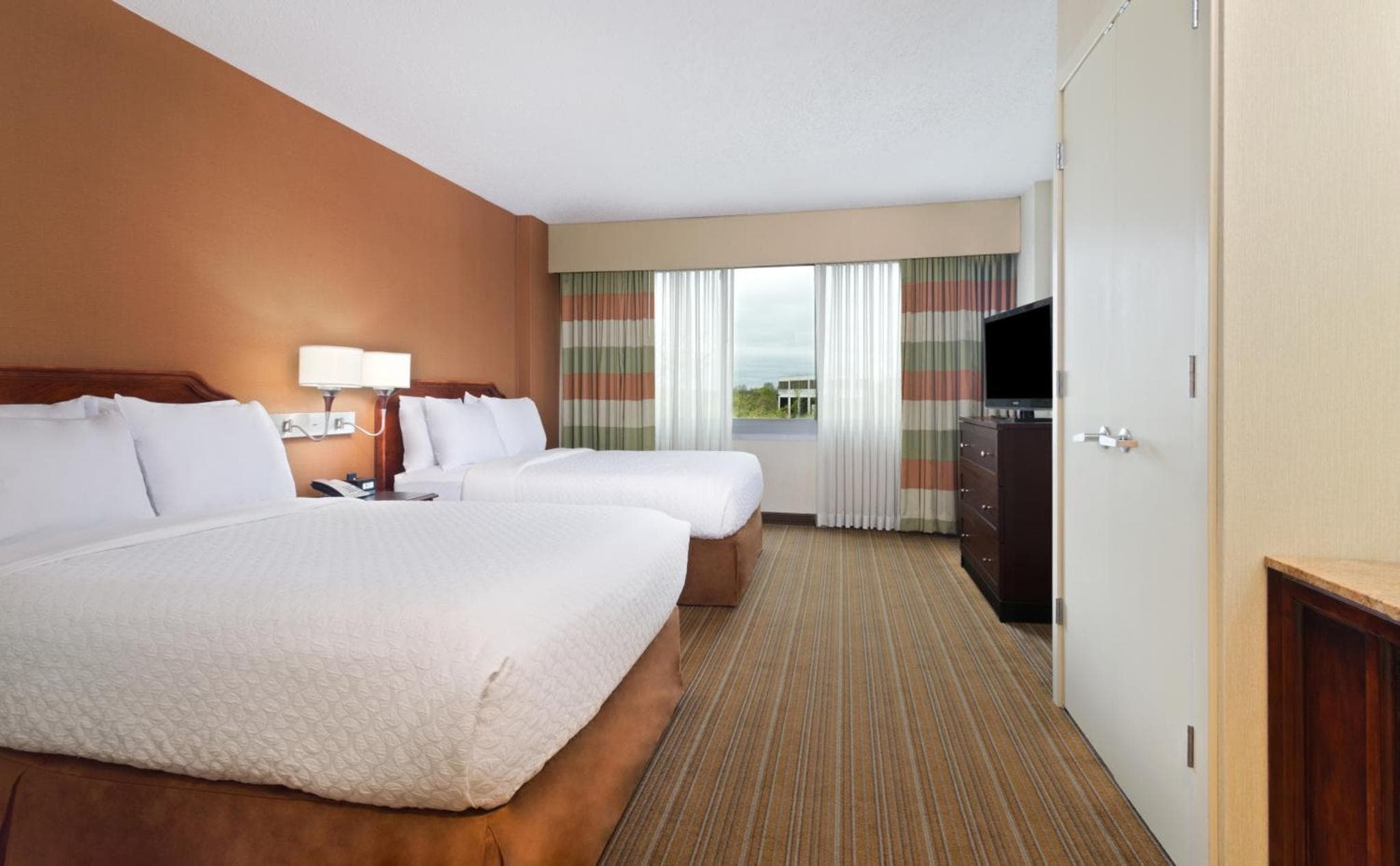 Embassy Suites by Hilton Parsippany