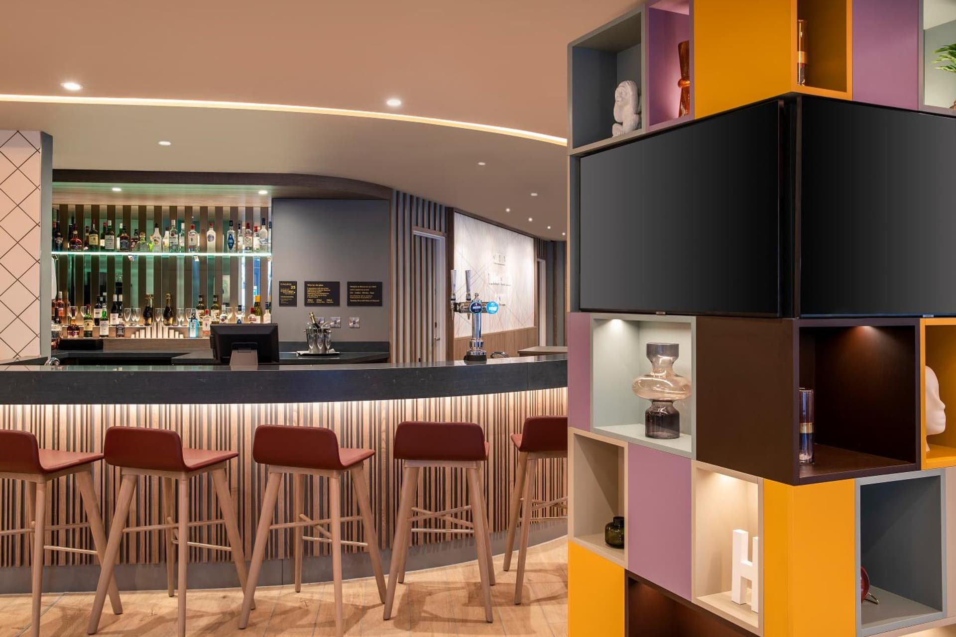 Hampton by Hilton Bath City